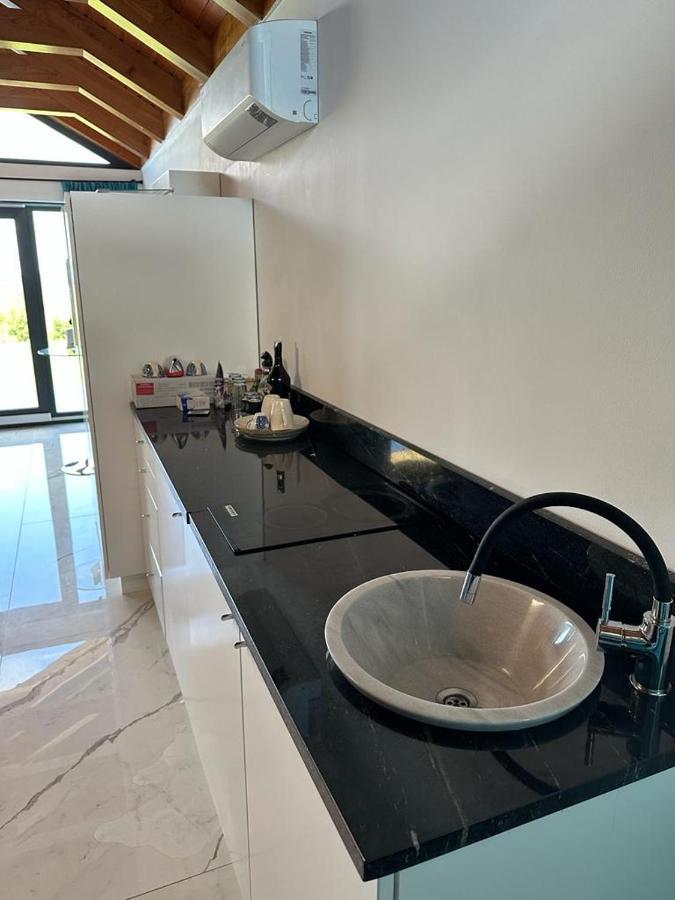 Casa Moderna In Sinteu - Intersectia Intre Modern Si Linistea Naturii Huta Voivozi Zewnętrze zdjęcie