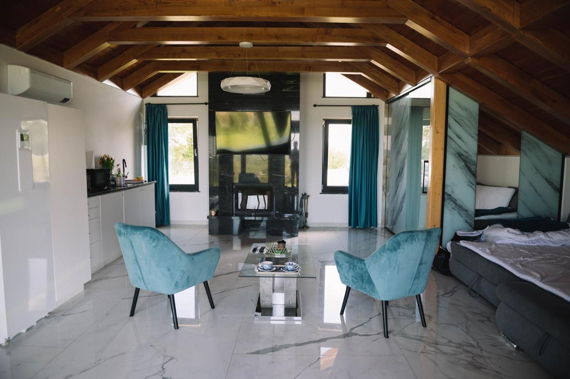 Casa Moderna In Sinteu - Intersectia Intre Modern Si Linistea Naturii Huta Voivozi Zewnętrze zdjęcie